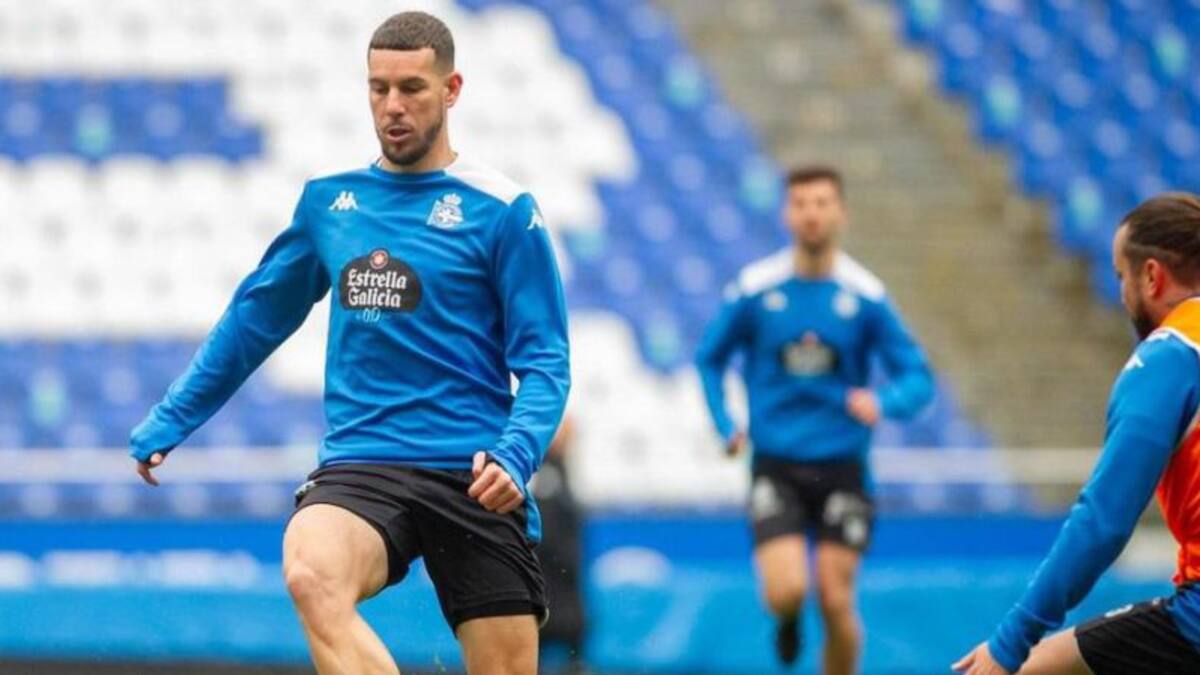 Las bajas se suceden en el Deportivo