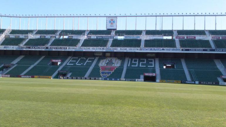 Los abonados no tendrán que pagar para ver el Elche-Almería