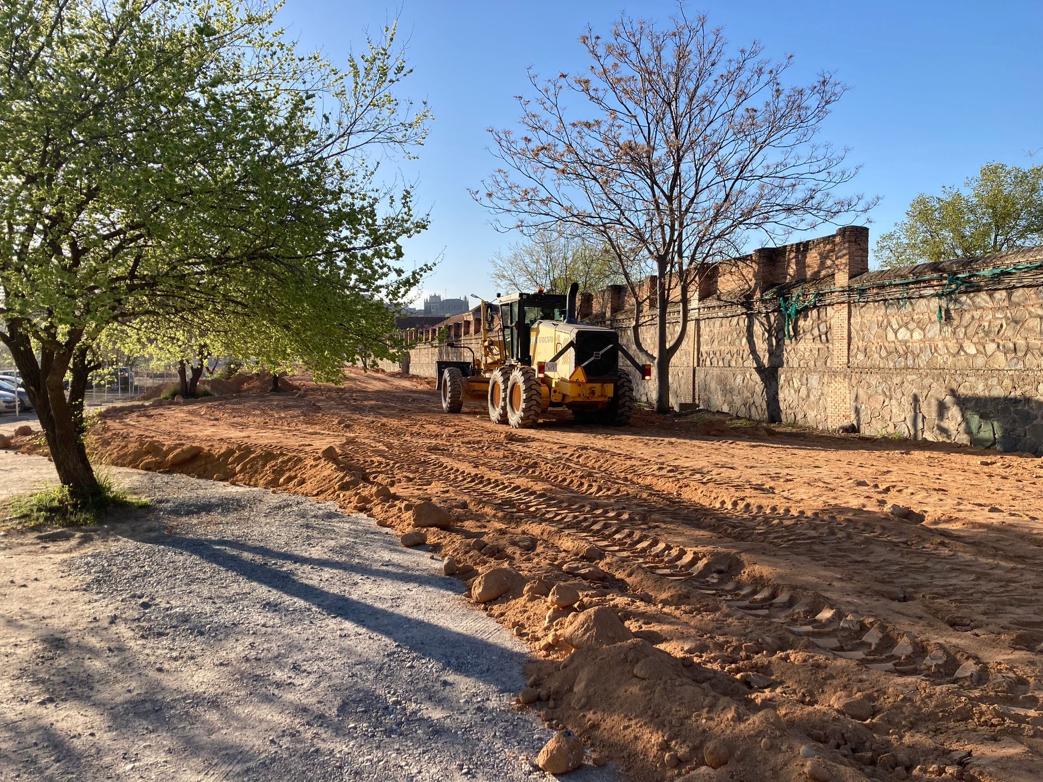 Iniciadas las obras del nuevo aparcamiento en la Fábrica de Armas de Toledo