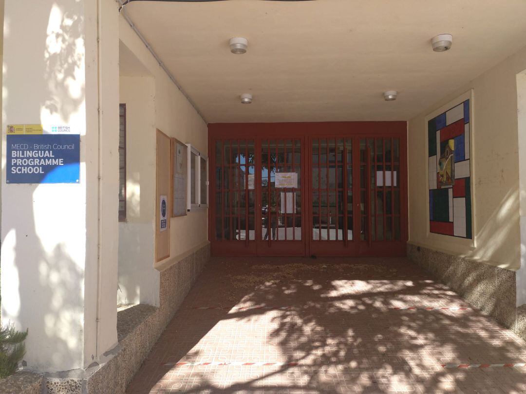 Acceso al Colegio Comuneros de Castilla en Ávila