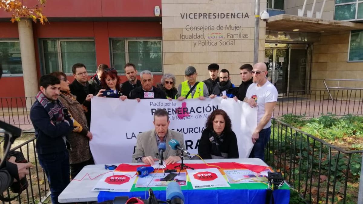 'Pacto por la regeneración' prepara una movilización el 28 de enero contra el veto parental