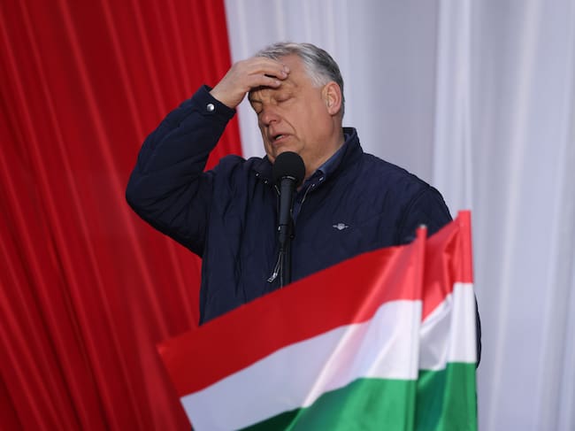 Viktor Orbán en uno de los últimos mitines de la campaña electoral celebrado en su localidad natal, Székesfehérvár