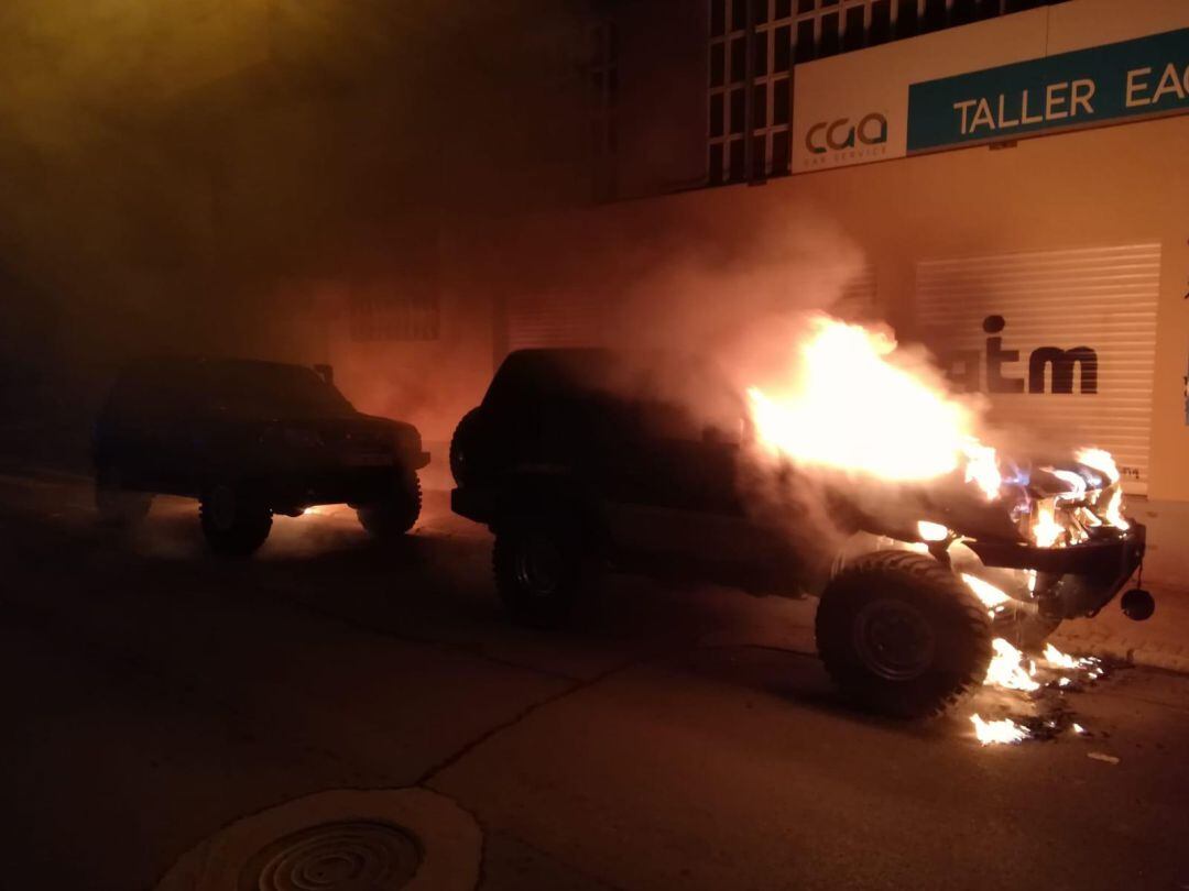 Los turismos estaban aparcados en la calle Batalla de Bailén en Ponferrada