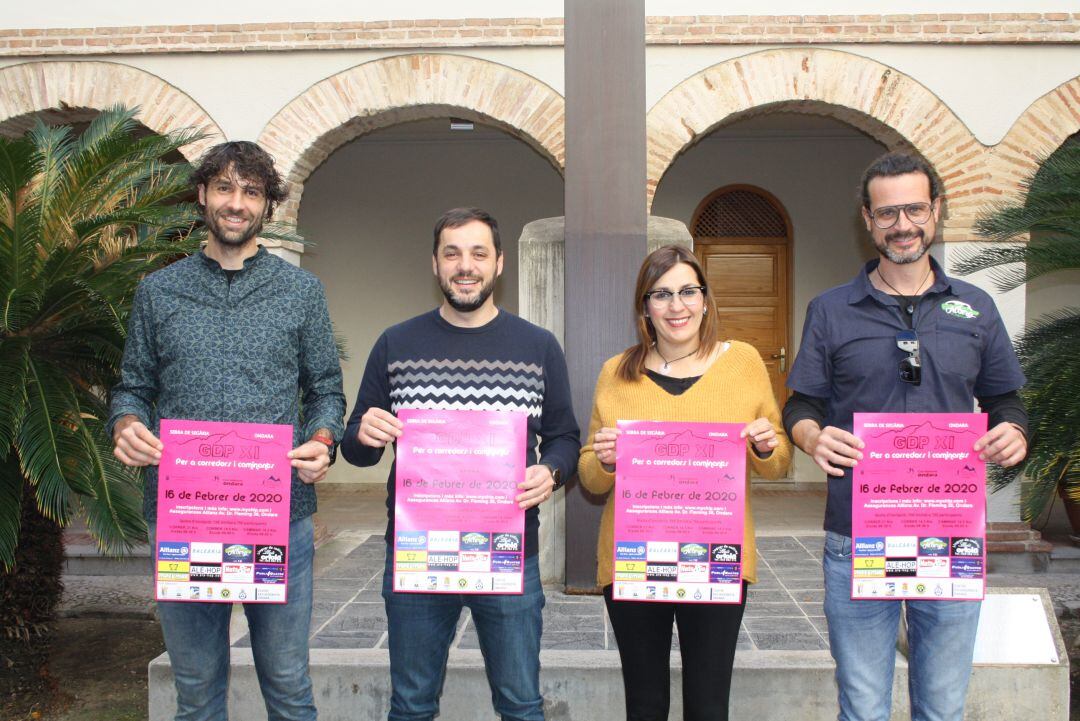 Presentación de esta XI edición del Gegant de Pedra, por la sierra de Segària.