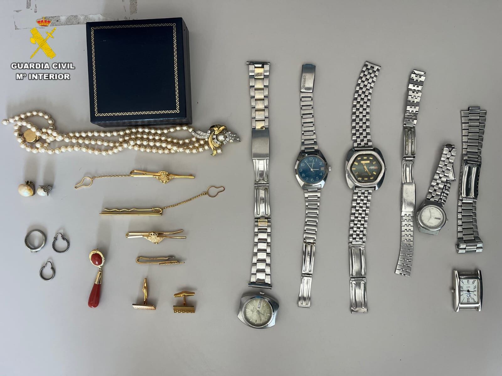 Joyas incautadas tras robos domiciliarios en Lebrija