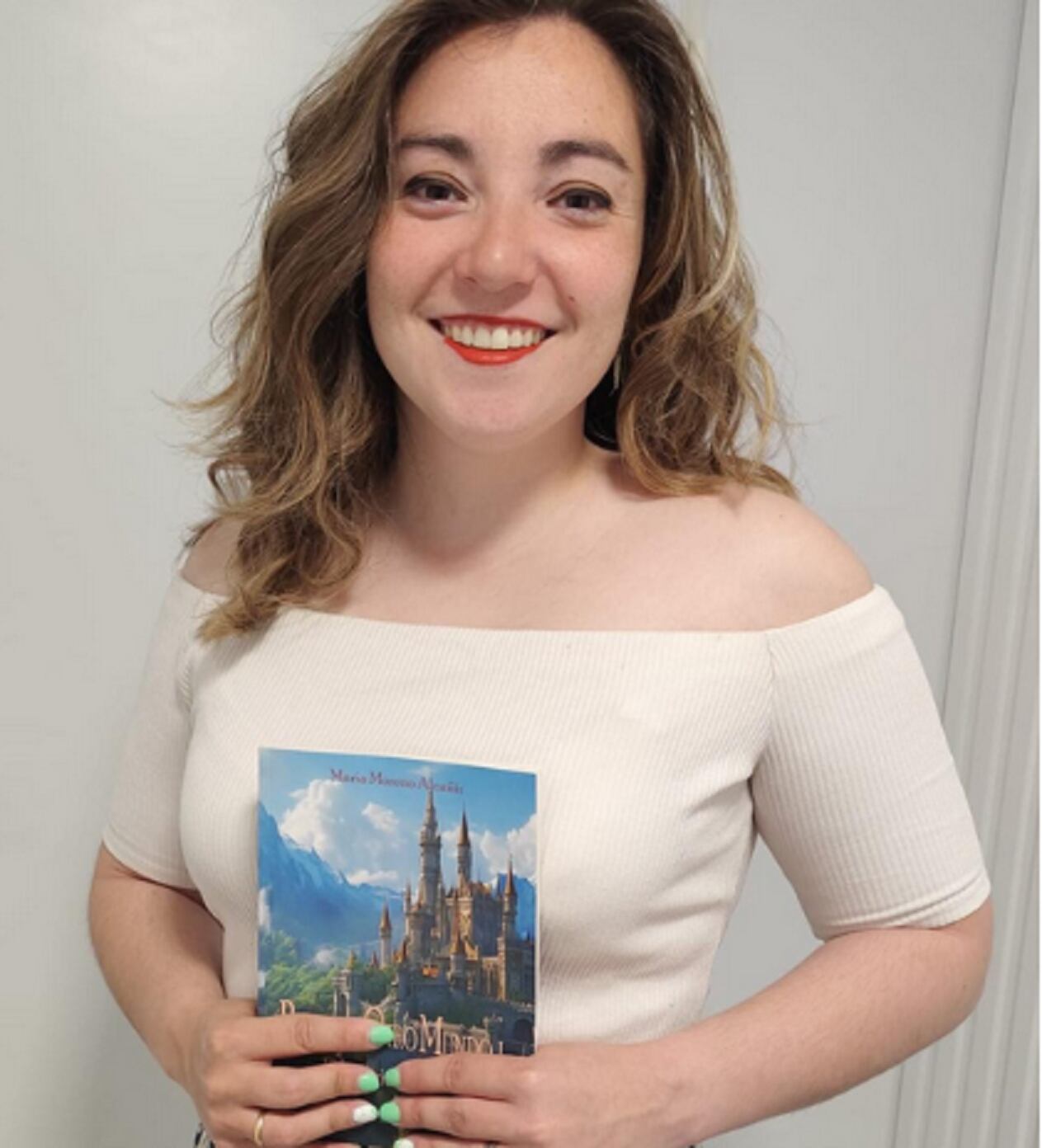 María Moreno Alcañiz, autora de &#039;Reina de otro mundo I. El imperio de Yanira&#039;.