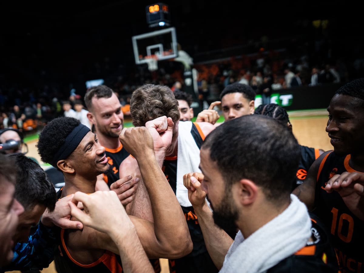 Valencia Basket cierra una espectacular fase regular de la Euroliga en segunda posición