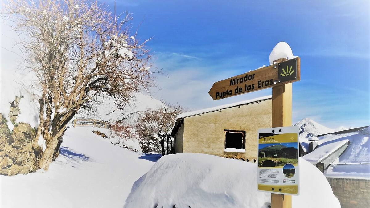 Sandiniés oferta al turismo su nuevo mirador