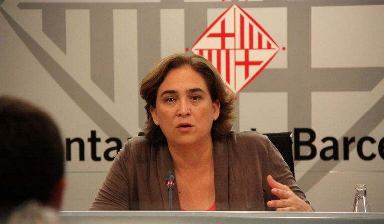 Colau no participarà en la Via Lliure perquè fa "referència explícita" al 27-S però vol rebre els convocants