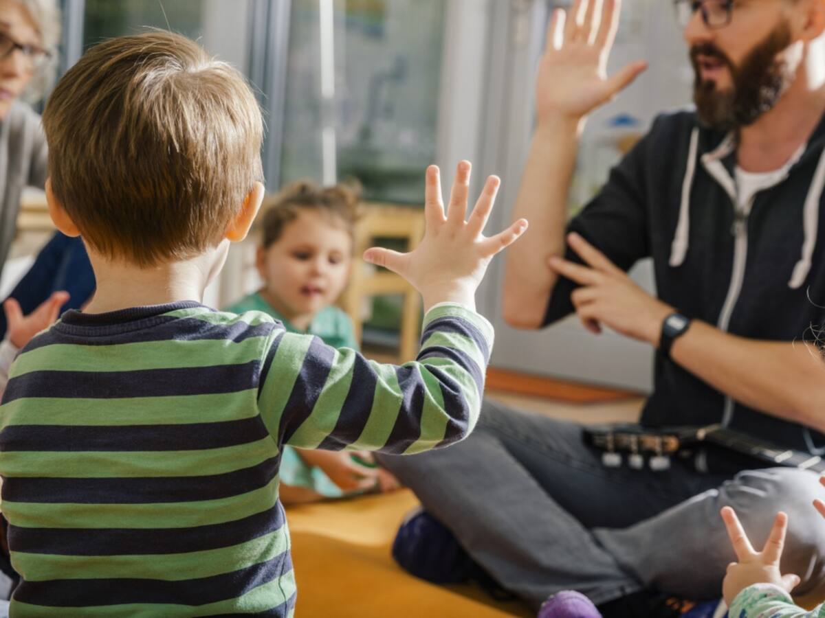 El AMPA de la Escuela Infantil de Pinedo, en pie de guerra por la falta de personal