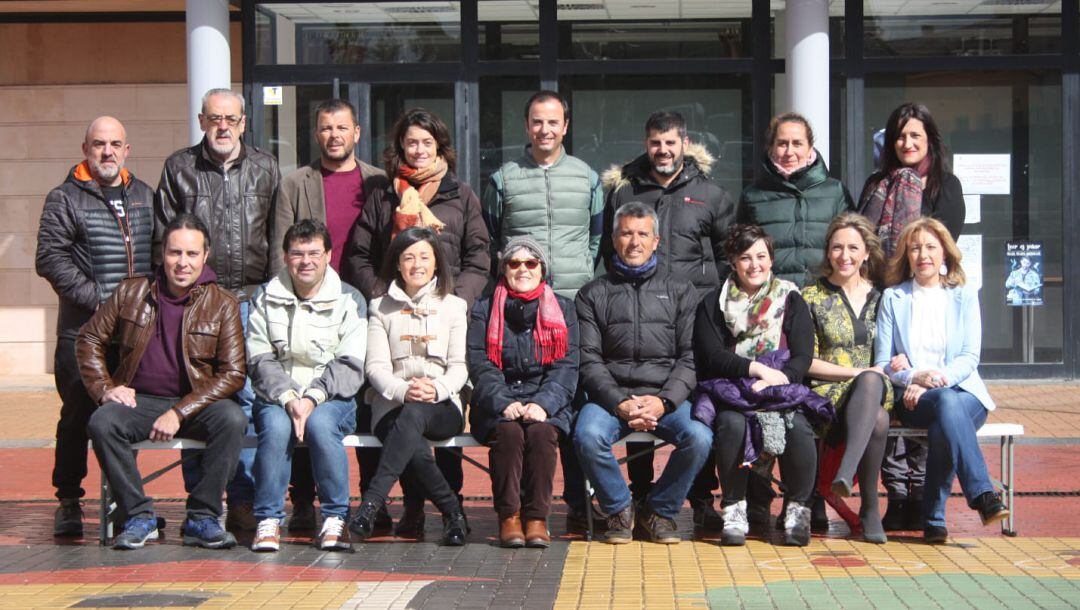 Foto de familia de la candidatura de Izquierda Unida en Palazuelos de Eresma