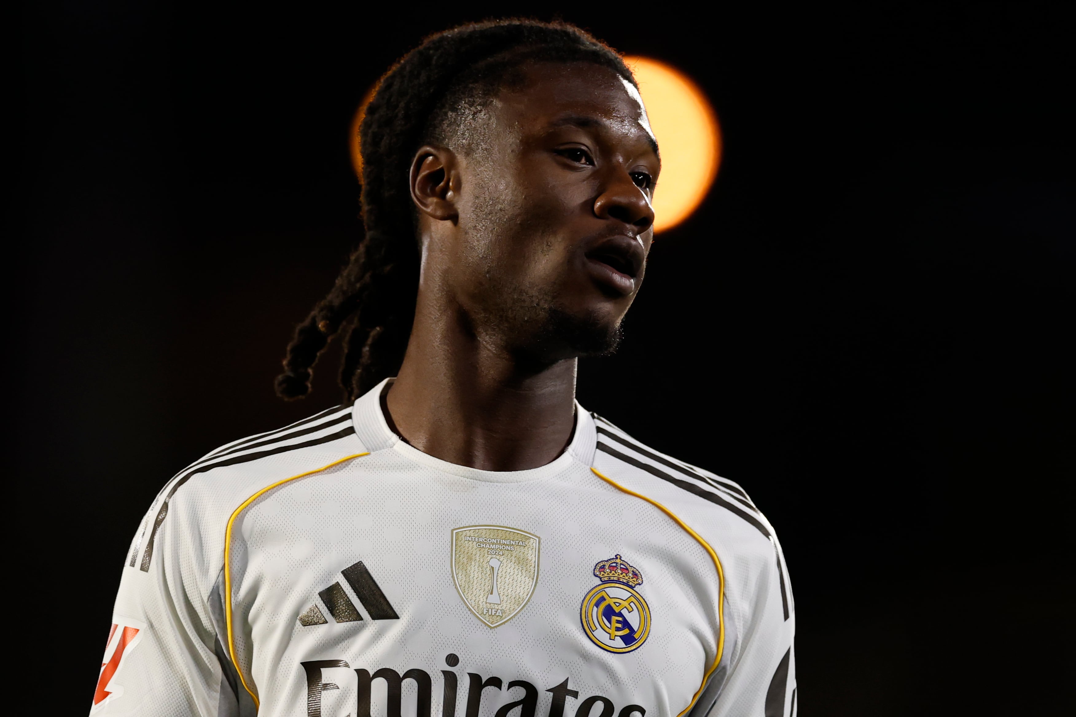 Eduardo Camavinga disputa un partido con el Real Madrid