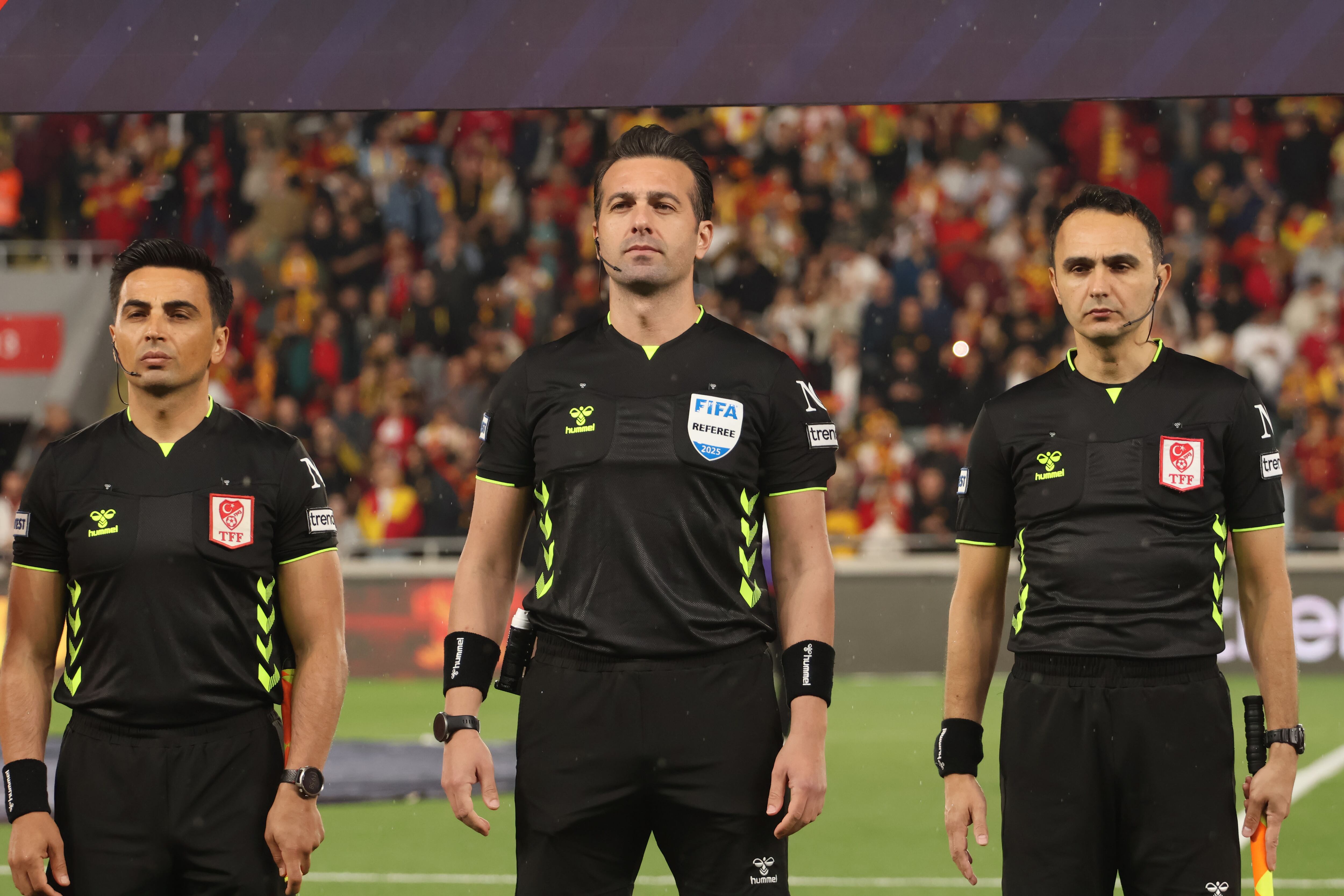 Goztepe v Basaksehir - Turkish Super League