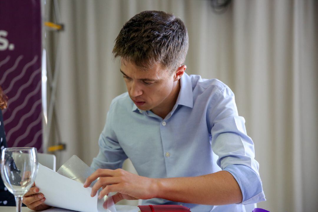 Iñigo Errejón no acudirá finalmente esta tarde a la reunión esta tarde.