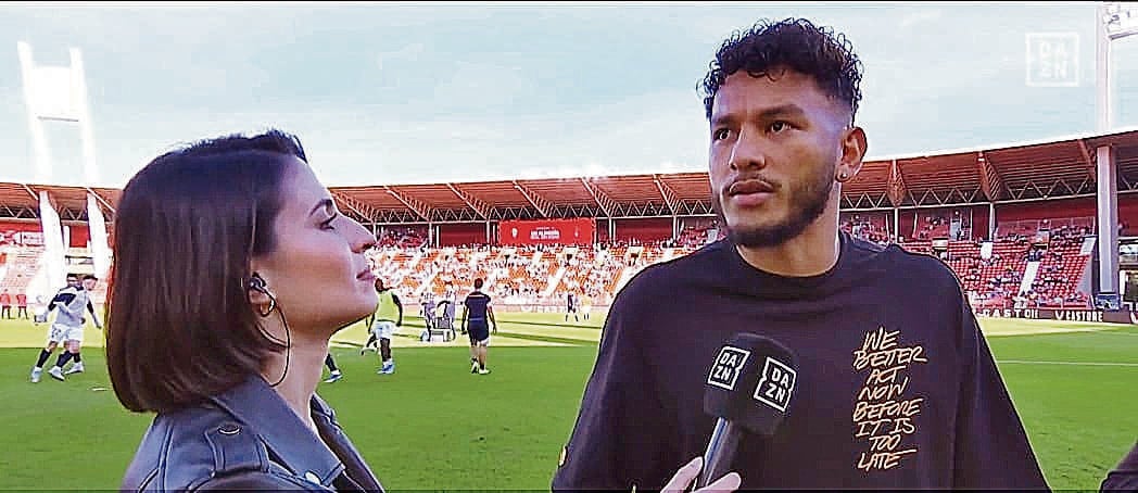 Un momento de la entrevista con el colombiano en DAZN.