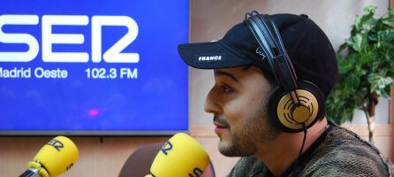 Carlos Donoso nos presenta su nuevo disco “Punto y Aparte"