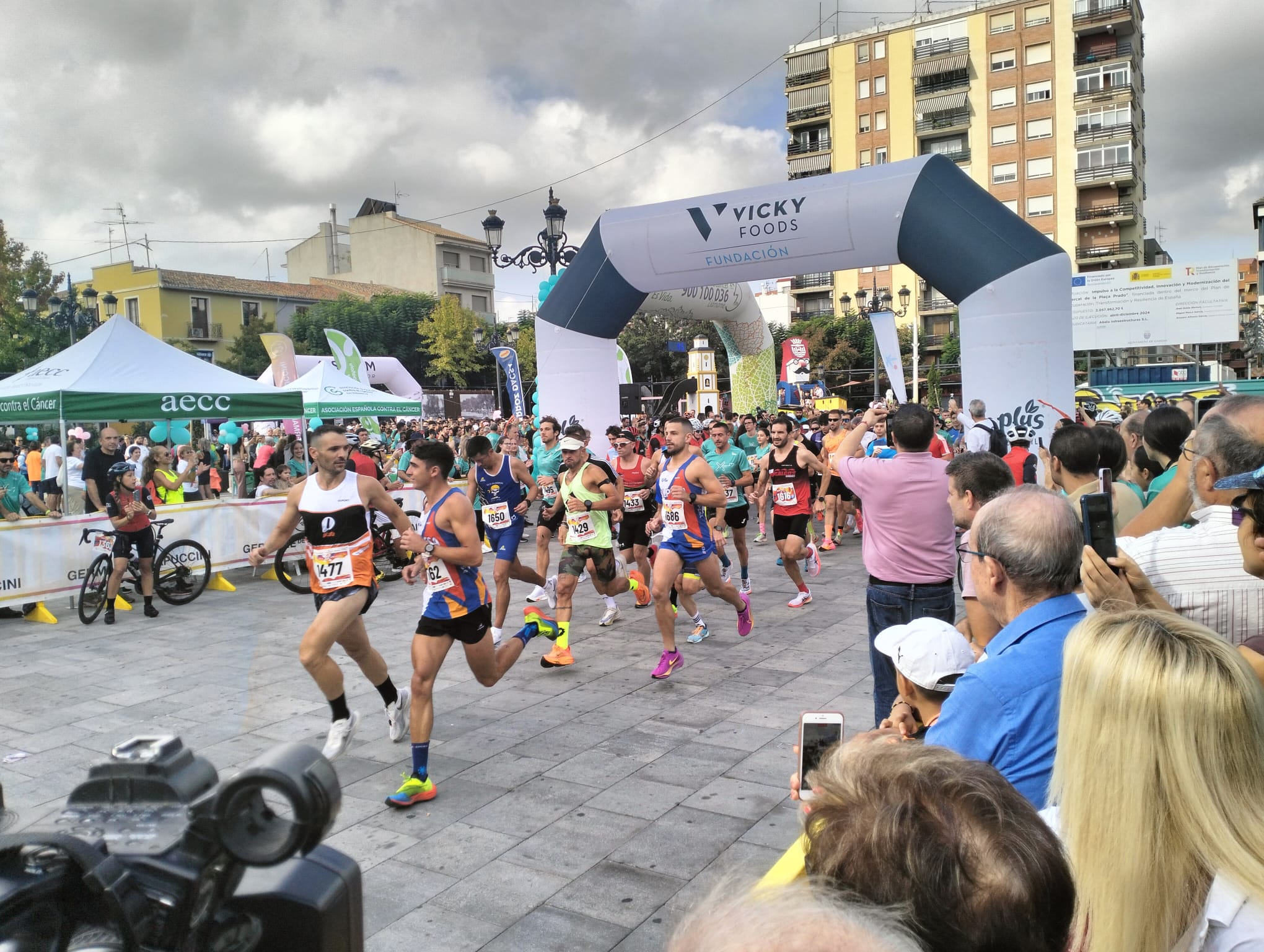 Inicio del circuito de RunCáncer Gandia 2024