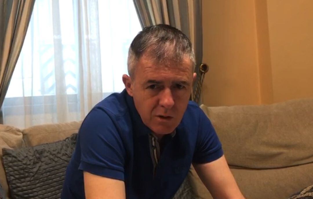 Lucas Alcaraz ha respondido desde su domicilio a las preguntas de la prensa