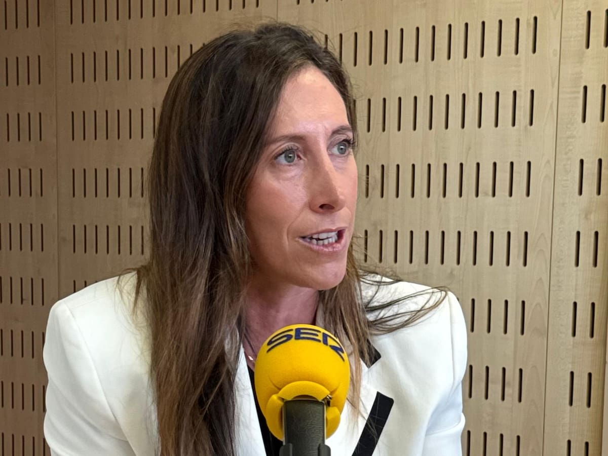 Ángela Pumariega, vicealcaldesa Gijón, en la SER