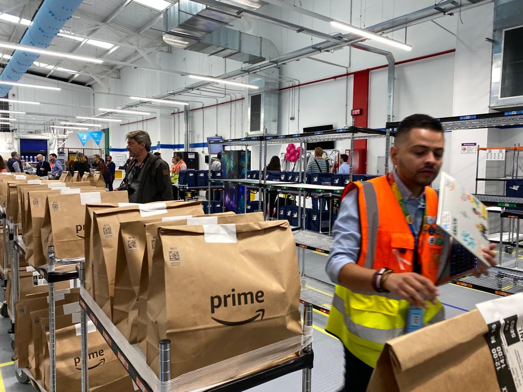 El supermercado a domicilio “Amazon Fresh” echa a andar en Zaragoza