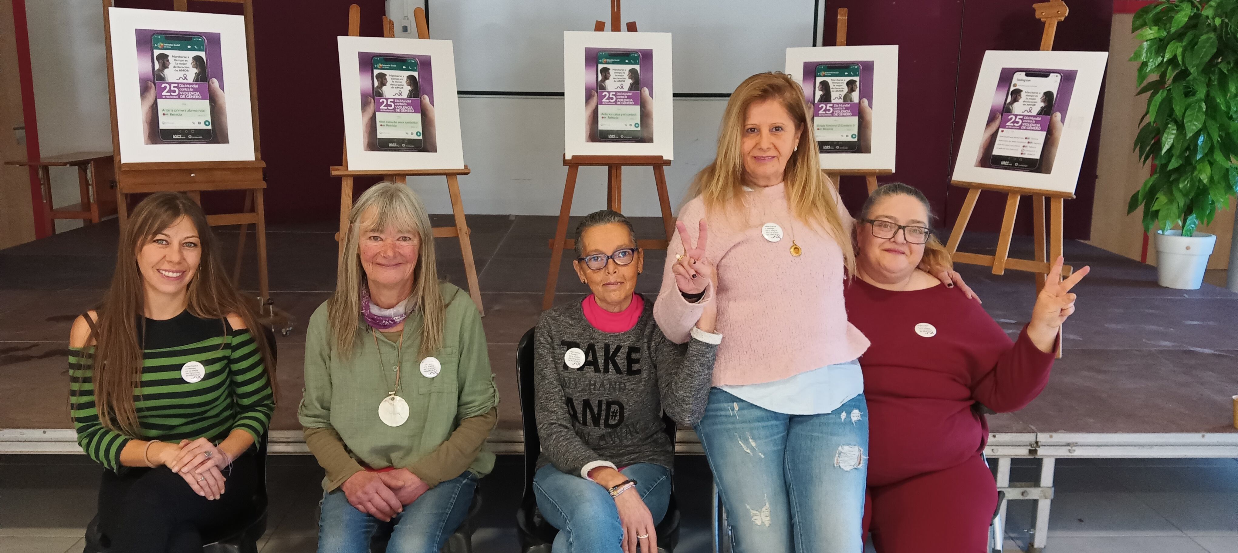 Colectivo de mujeres que ha preparado las actividades del 25N en Sobrarbe