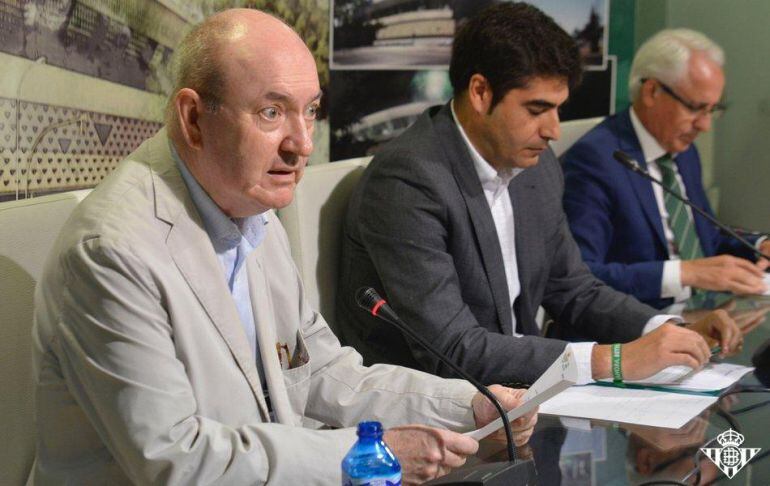 González Cordón, durante la rueda de prensa de presentación de las obras de Gol Sur el 27 de junio de 2016