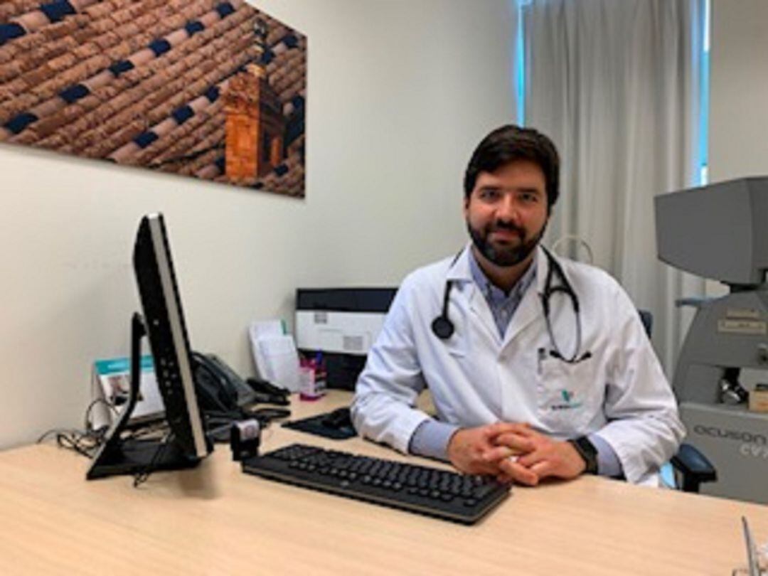 El doctor Manuel González Correa, coordinador del Servicio de Cardiología de Quirónsalud Sagrado Corazón