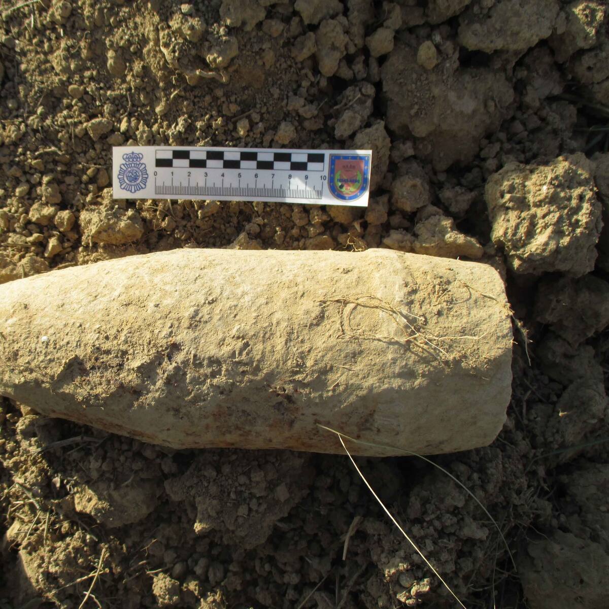 Neutralizan un proyectil y una granada de la Guerra Civil hallados en las obras de la A-23 y en Yéqueda