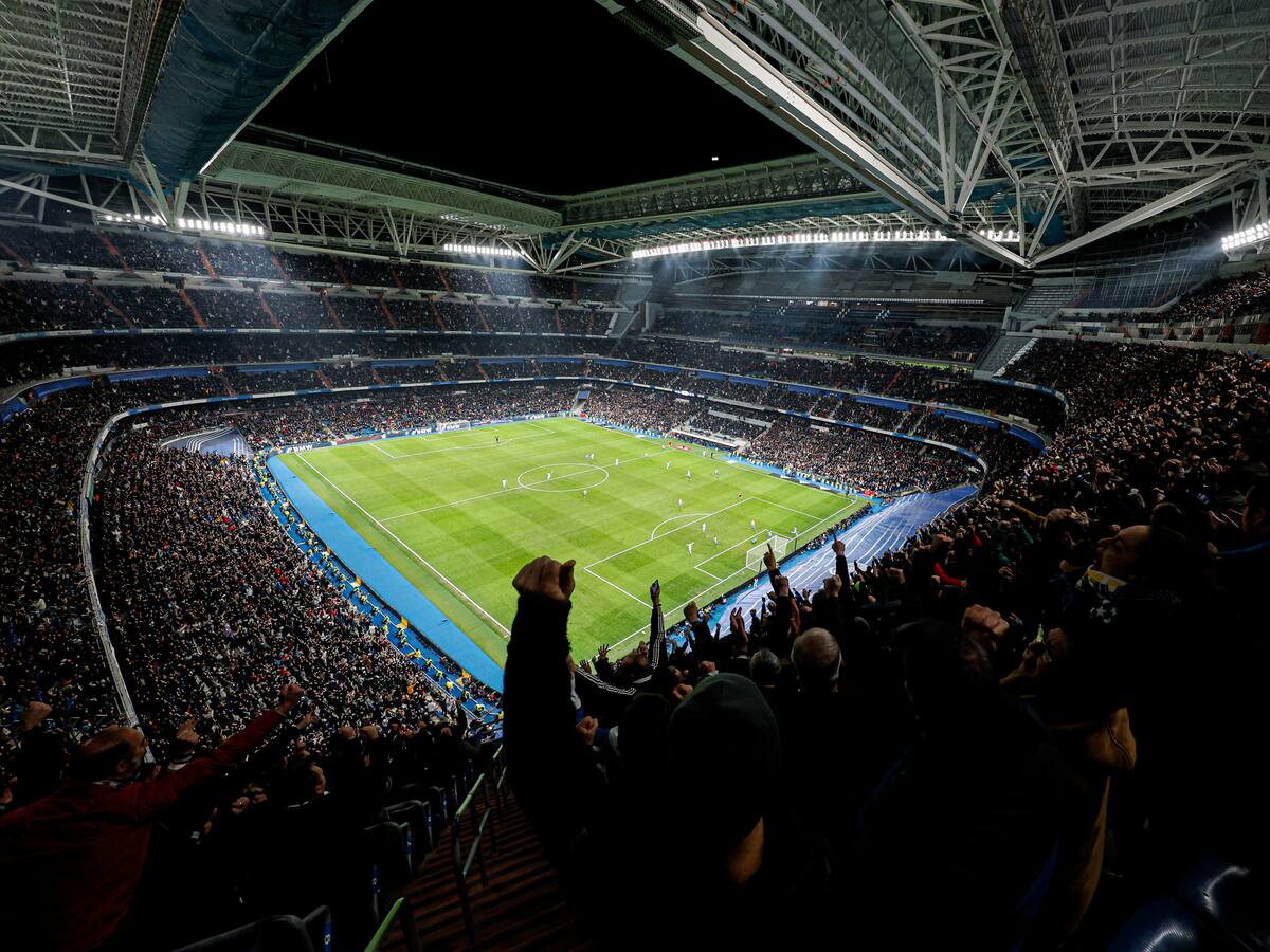 "Llevo mucho tiempo siguiendo al Real Madrid y nunca había visto al Bernabéu hacer lo que hizo ayer..."