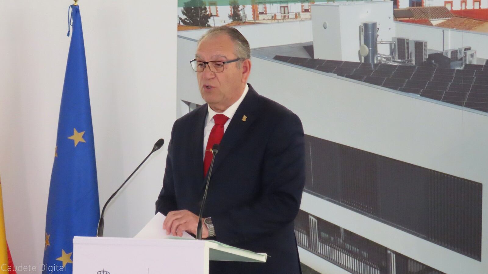 El alcalde en su intervención