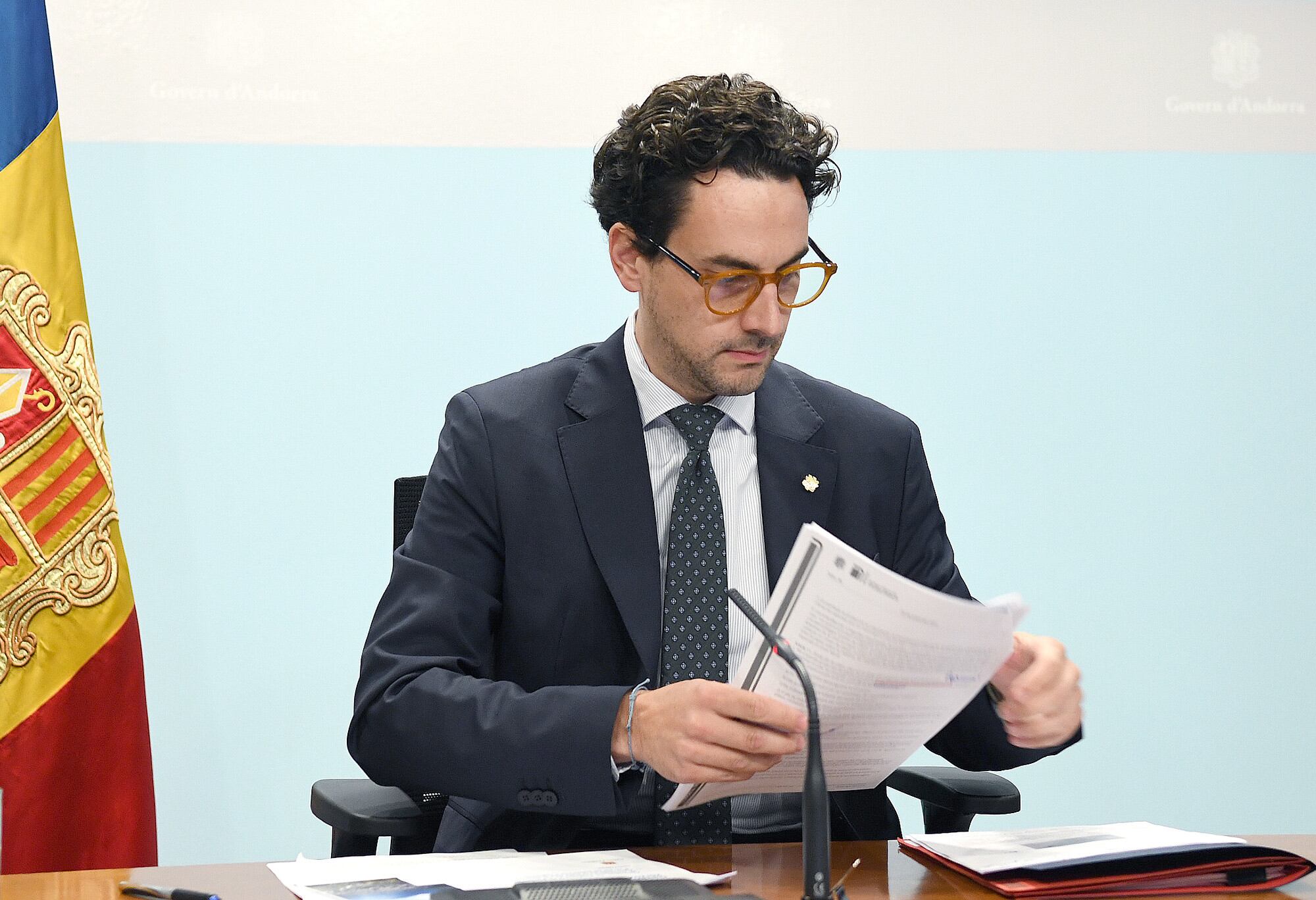 Casal durant la compareixença.