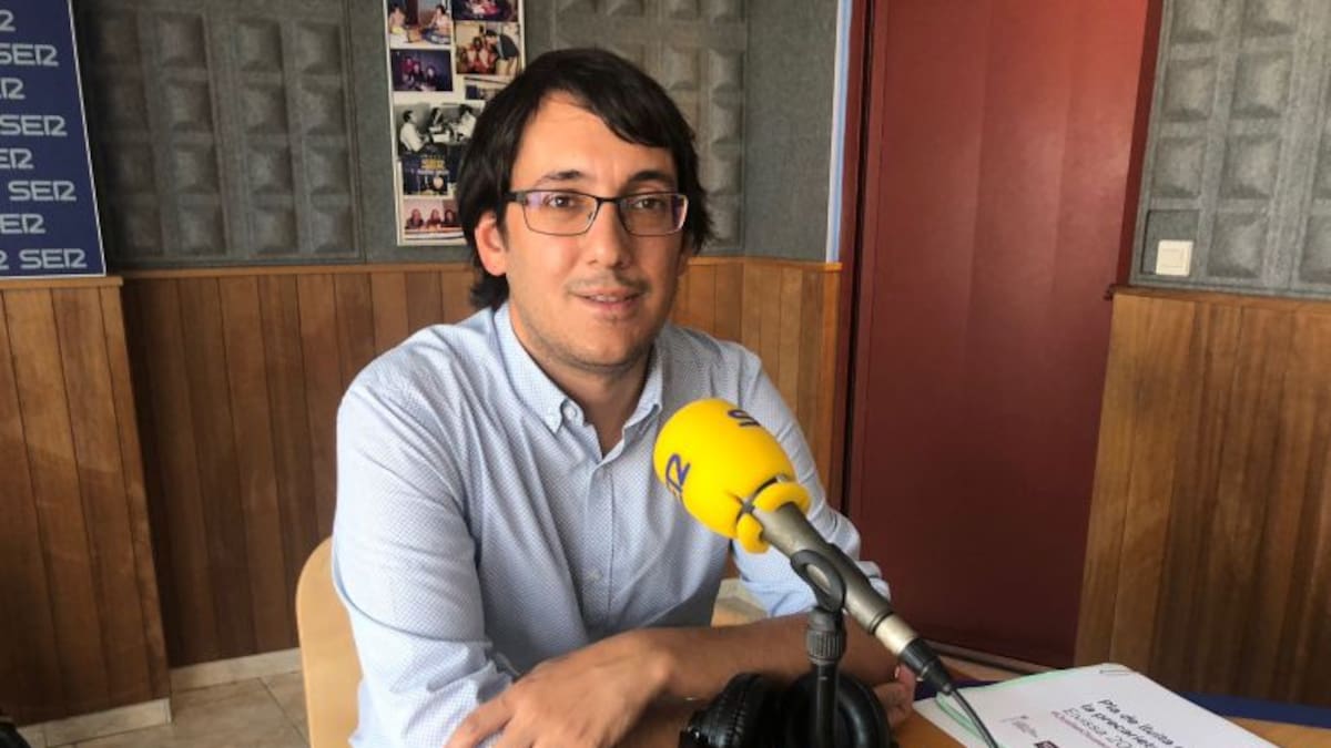 Iago Negueruela:"El presidente de Ibiza debería pedir disculpas por lo mal que está gestionando el turismo en la isla"