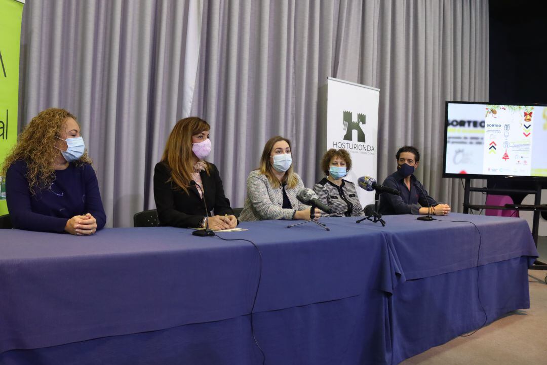 Papa Noel y los Reyes Magos llevarán a las casas de Onda los regalos desde comercios y hostelería local