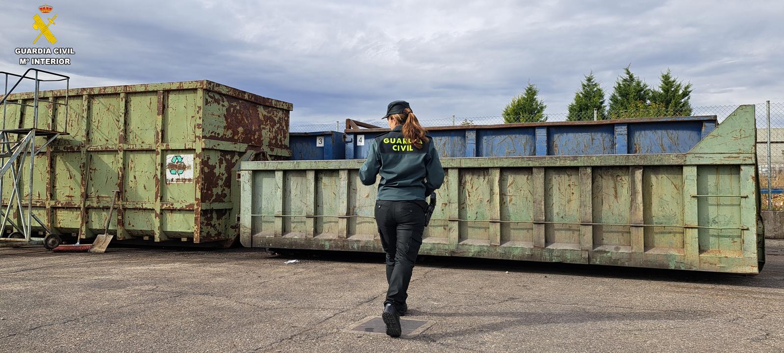 Investigado por sustraer chatarra en una nave industrial en Villamuriel de Cerrato