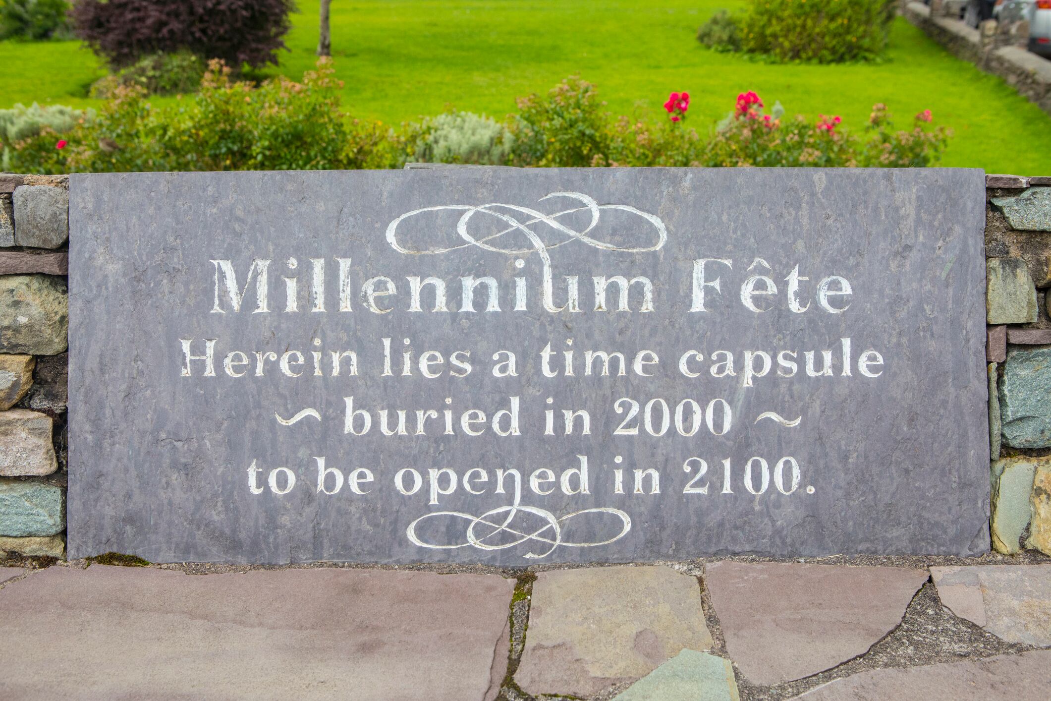 Cápsula del tiempo en Sneem (Irlanda)