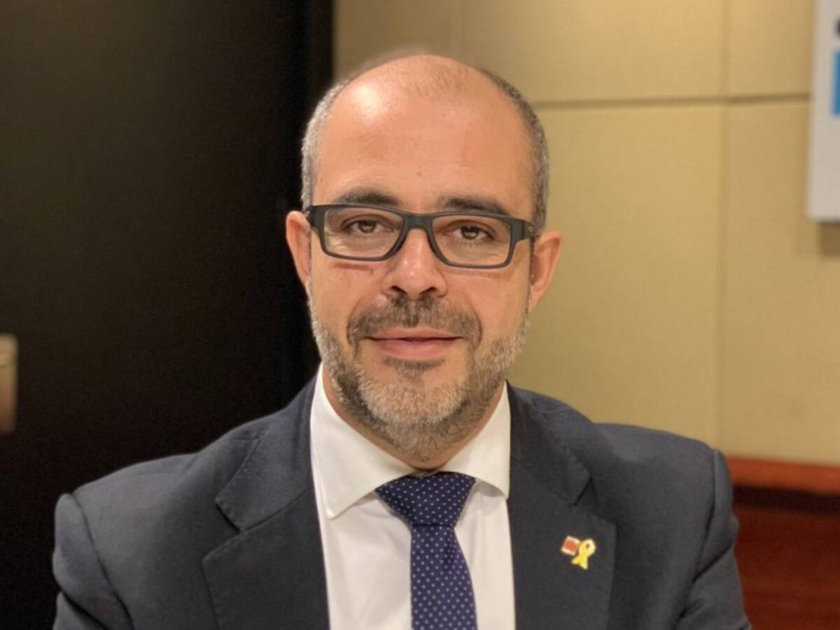 ENTREVISTA Miquel Buch (conseller d’Interior): “Si rectifiquen estarà bé. És el que ha demanat la Generalitat, treballar de manera coordinada i no subordinada”