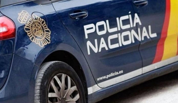 Un vehículo de Policía Nacional