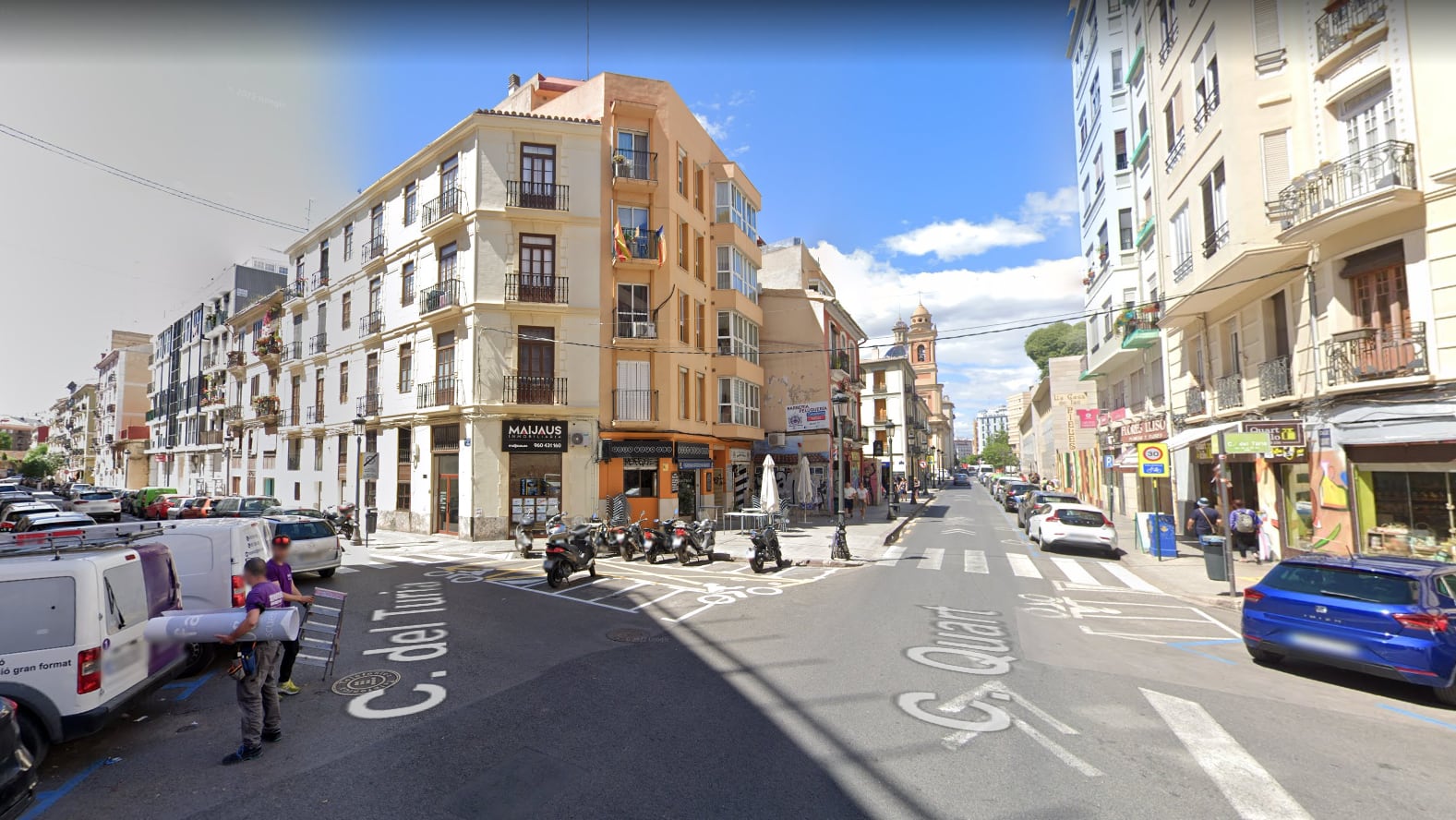 Confluencia de las calles Quart y Turia, en el barrio de El Botànic de València