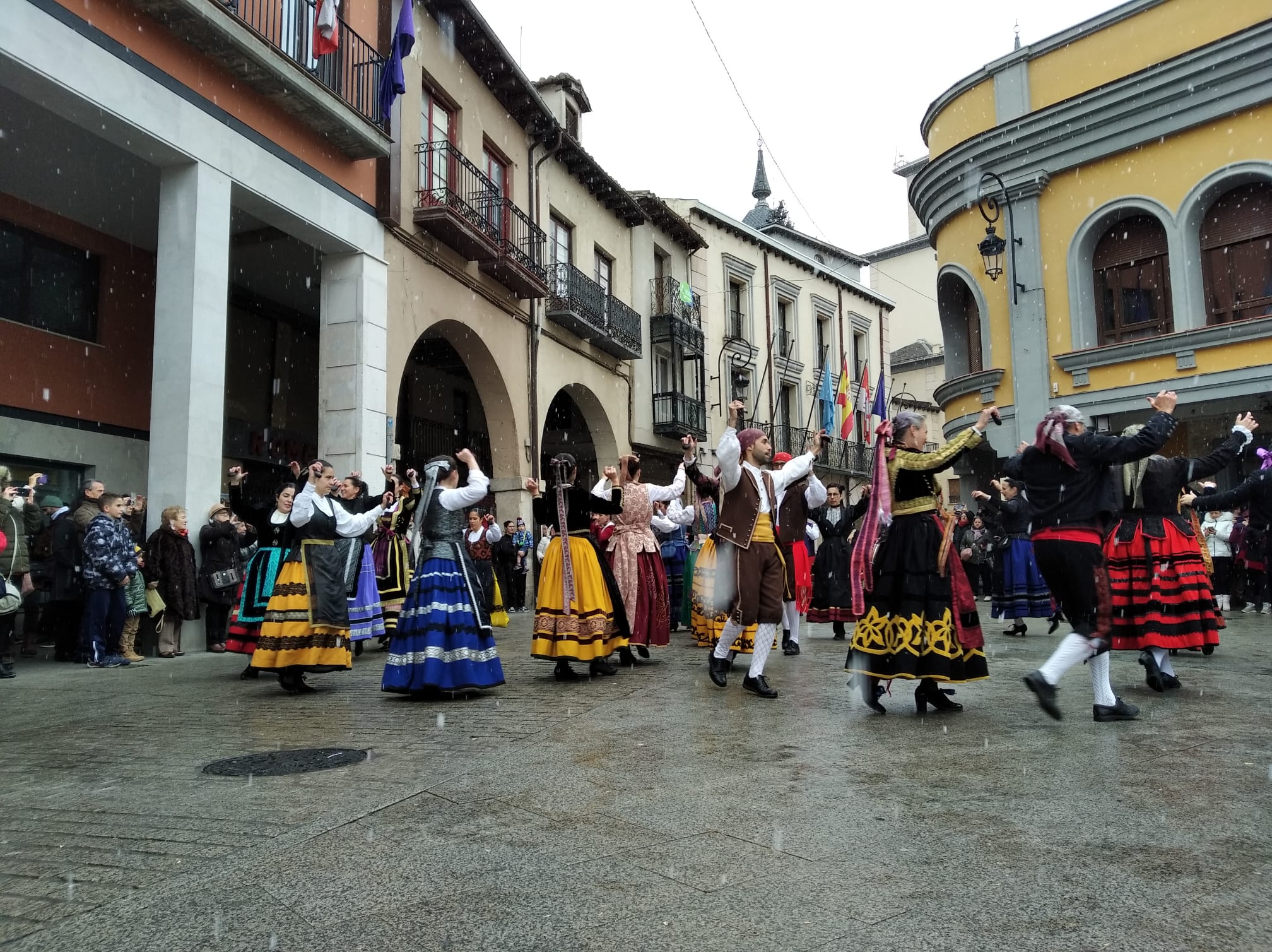 Imagen de archivo de una exhibición de la Escuela Municipal de Folklore de Aranda