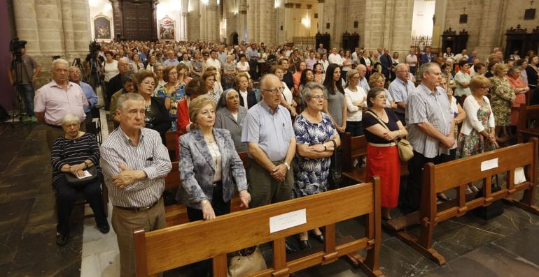 Aspecto de la Catedral de Valencia durante la vigilia por la unidad de España