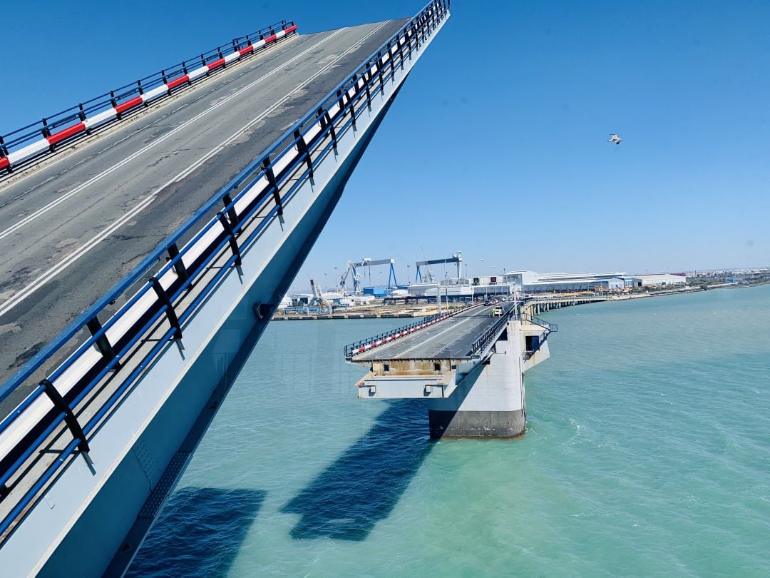 Radio Cádiz asiste a la apertura del Puente José León de Carranza 