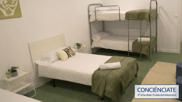 Entrevista en Hoy por Hoy Elche a Conciénciate sobre el centro de atención a familiar en emergencia habitacional