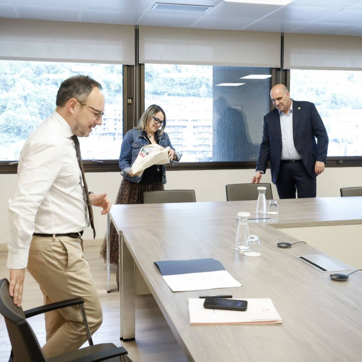 El Govern i l'AGIA intercanviaran dades sobre els lloguers per millorar la situació immobiliària