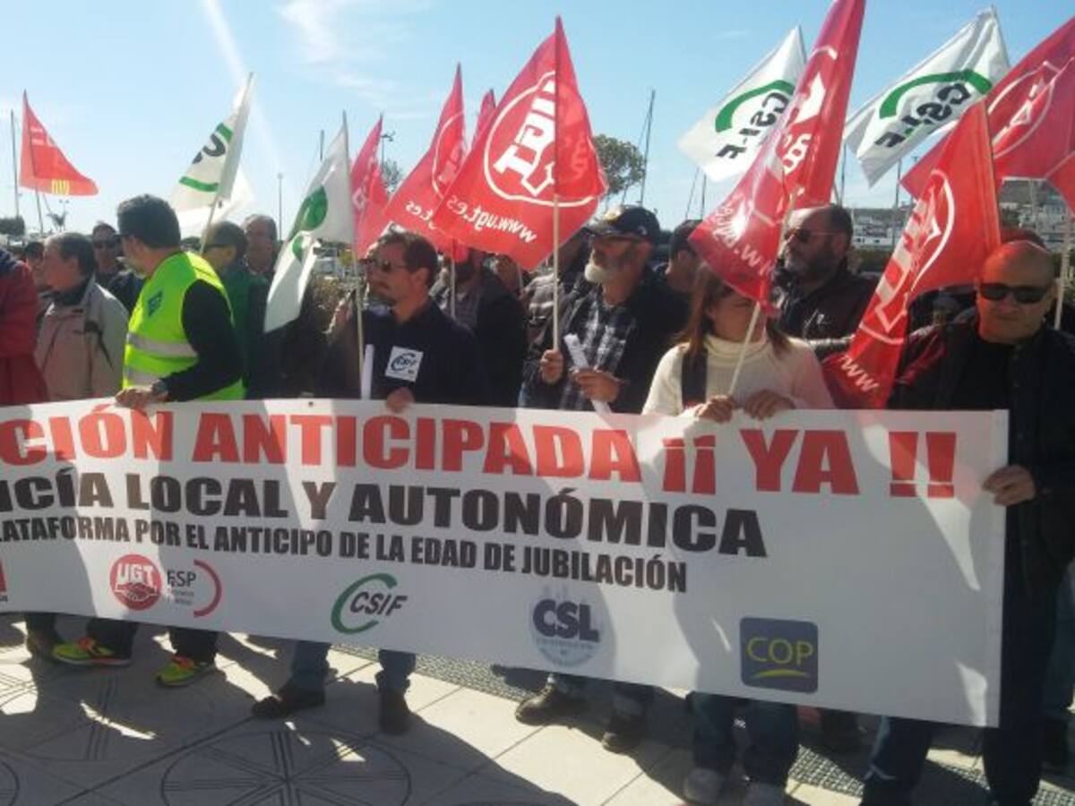 Los policías locales de Ibiza reclaman la jubilación anticipada a los 60 años