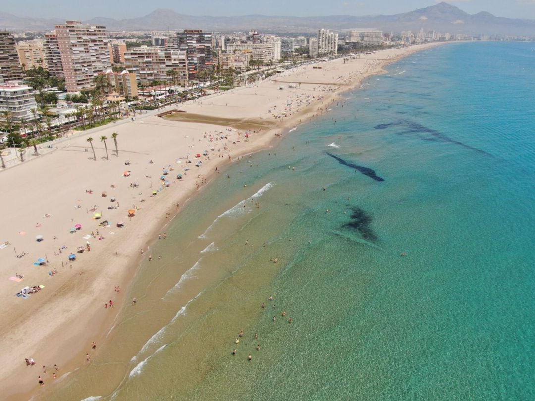 Imagen de la playa de San Juan de Alicante