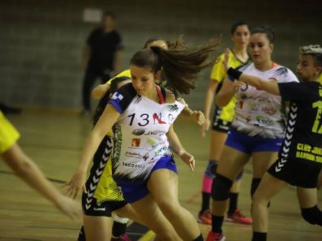 Andrea Sáez gana la posición