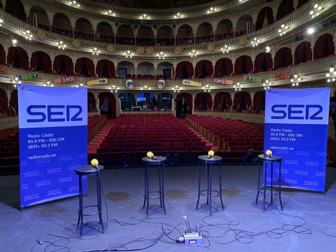 La ser en el Gran teatro Falla