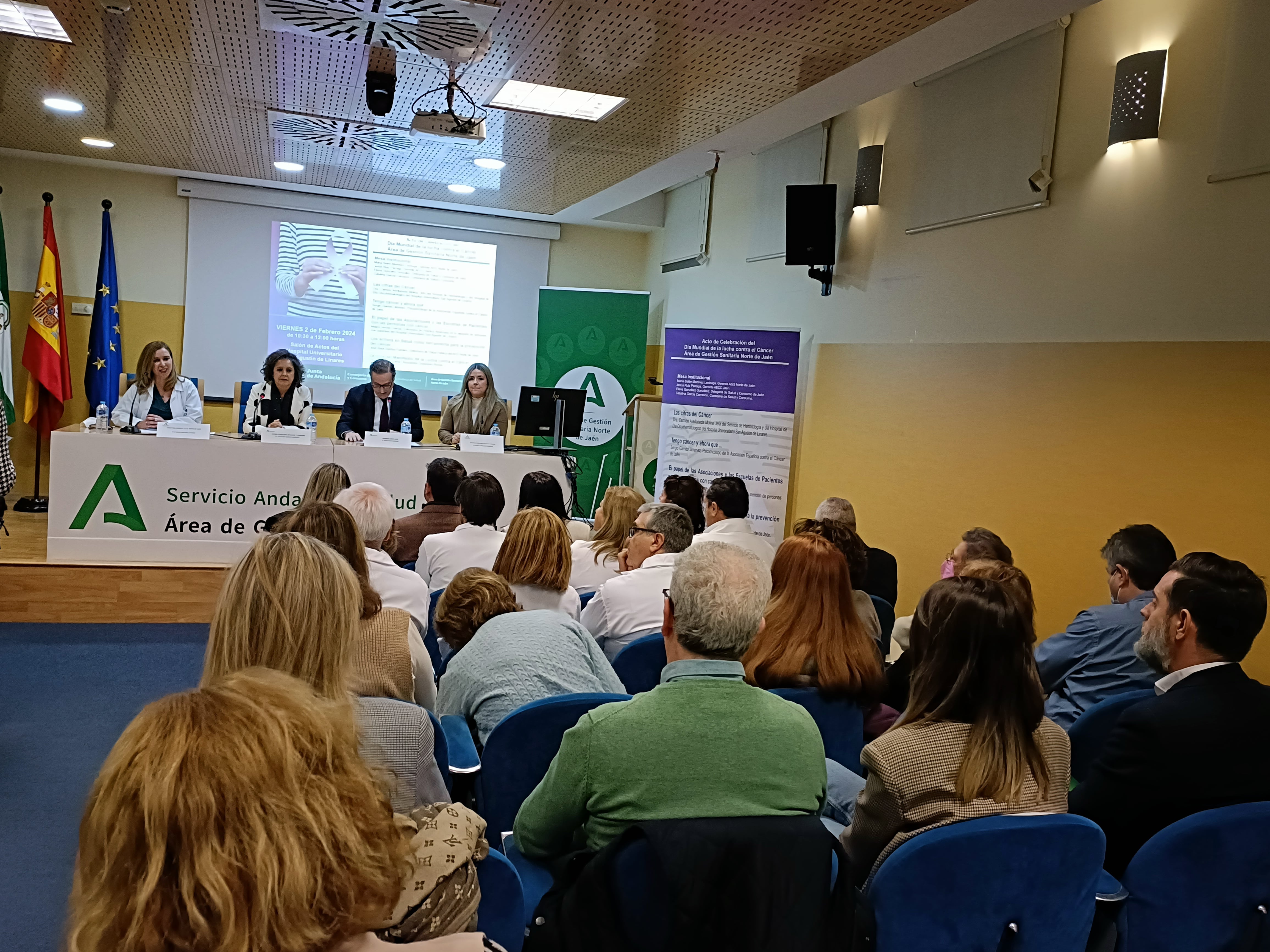 Jornada con motivo del Día del Cáncer, en Linares.