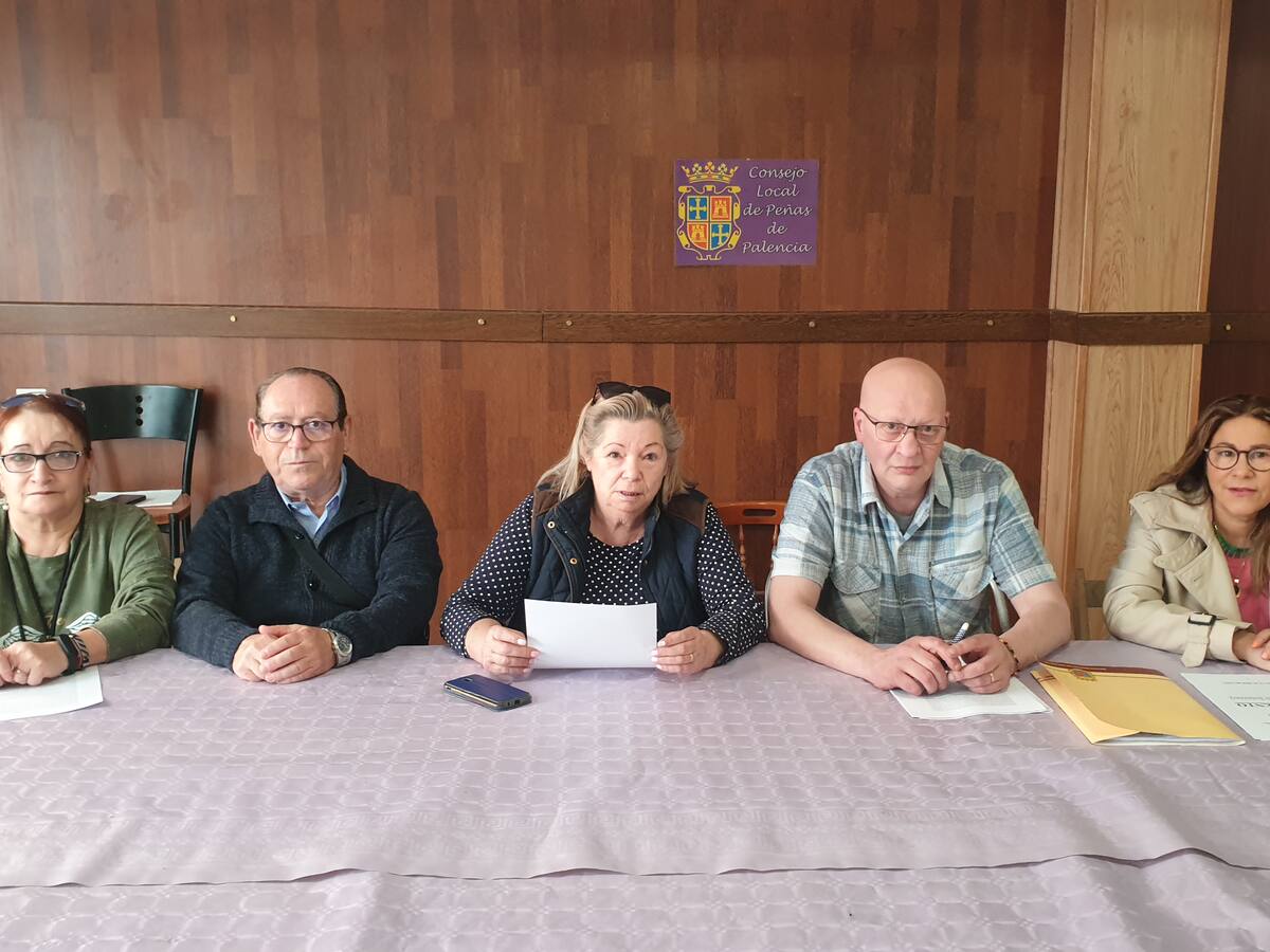 Las peñas no participarán en los actos de la Feria Chica y critican la falta de empatía de la concejala de Fiestas