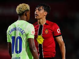 Jan Salas se encara con Lamine Yamal